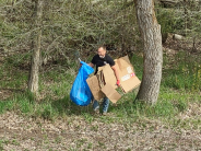 Riverbank clean up 2