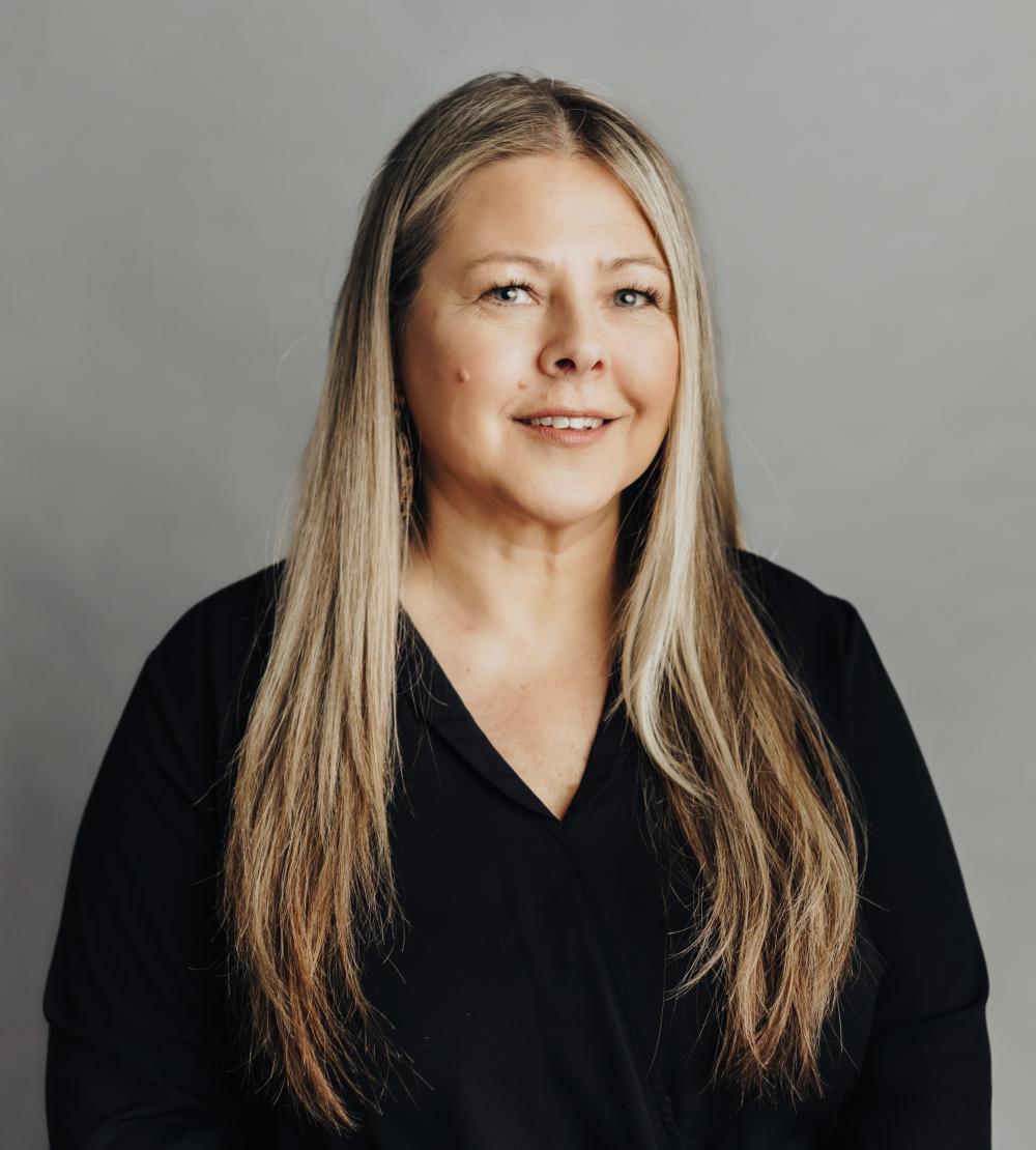 Connie Thomas